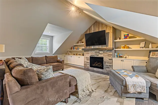 Additional property image - 5175 Pineridge Dr