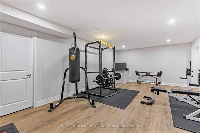 Additional property image - 5175 Pineridge Dr