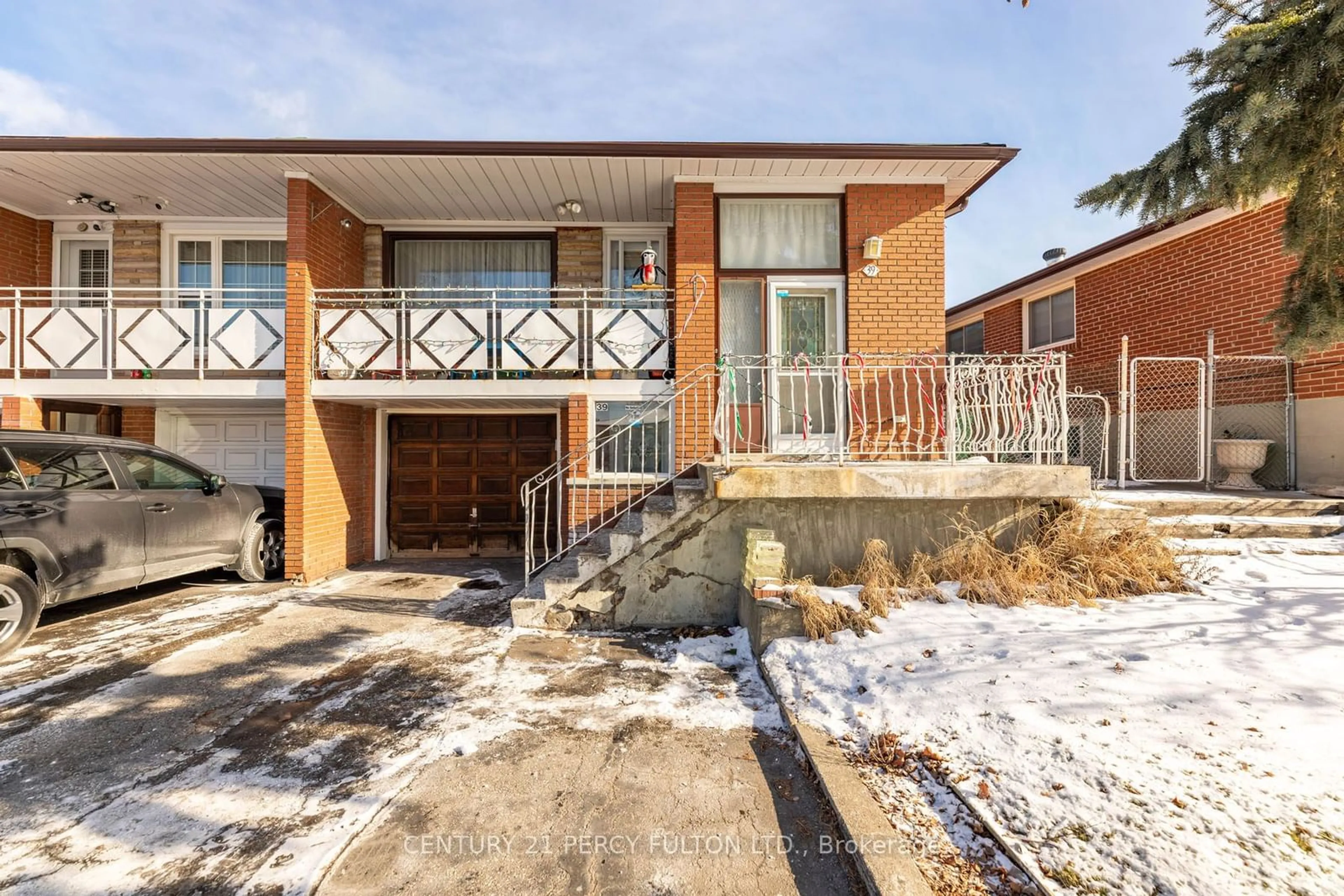 Home with brick exterior material, street for 39 Picaro Dr, Toronto Ontario M3N 2B6