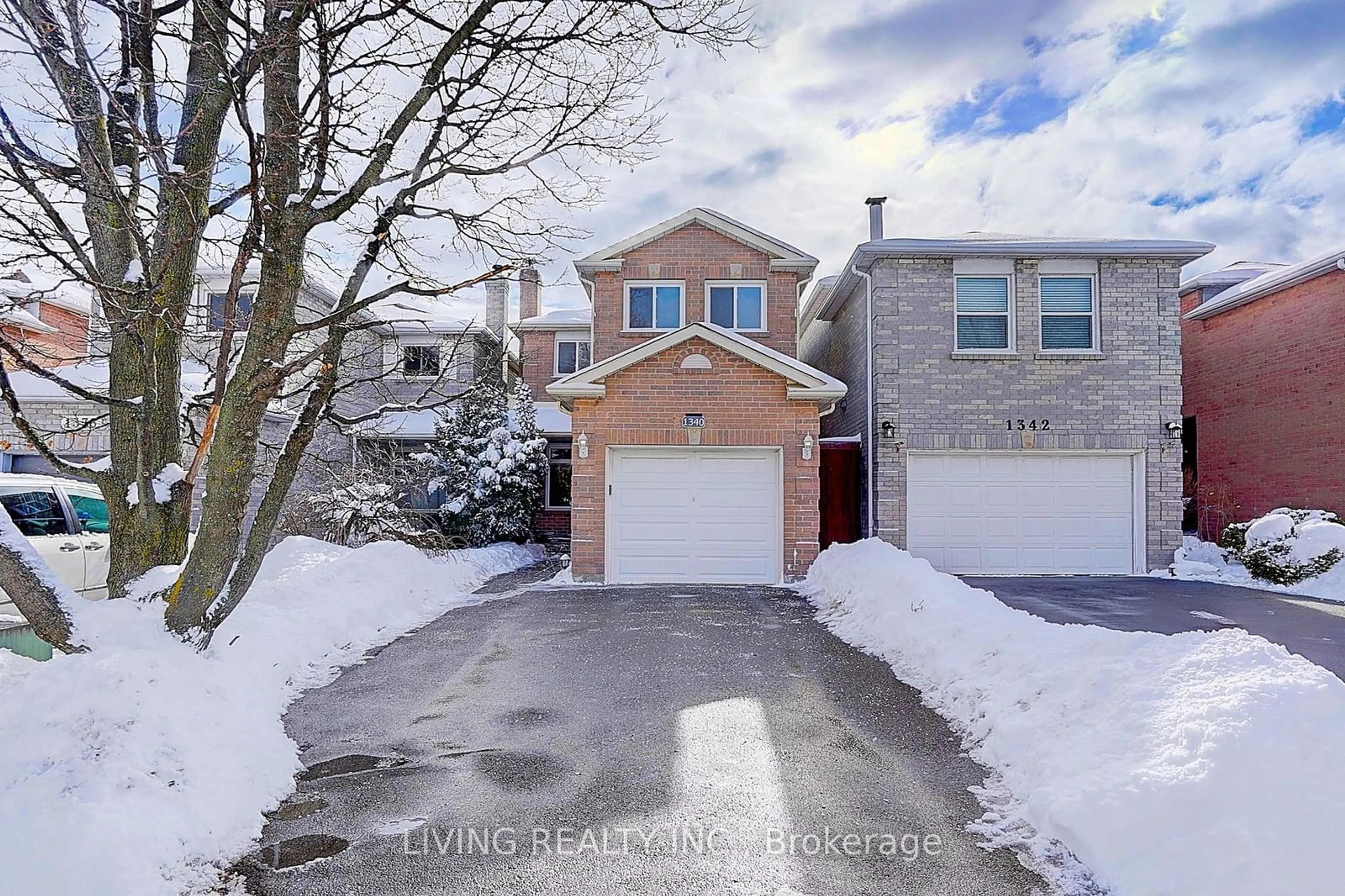 Unknown for 1340 Hazel Mccleary Dr, Oakville Ontario L6J 7A8