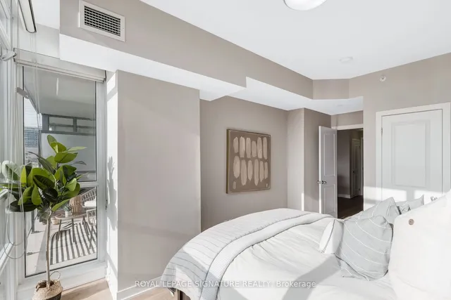Additional property image - 8 Fieldway Rd Unit 403