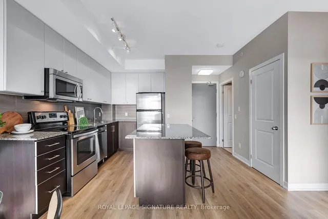 Additional property image - 8 Fieldway Rd Unit 403