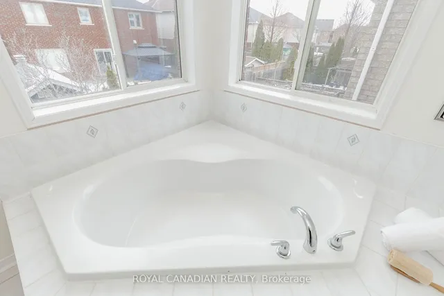 Additional property image - 2452 Pathfinder Dr