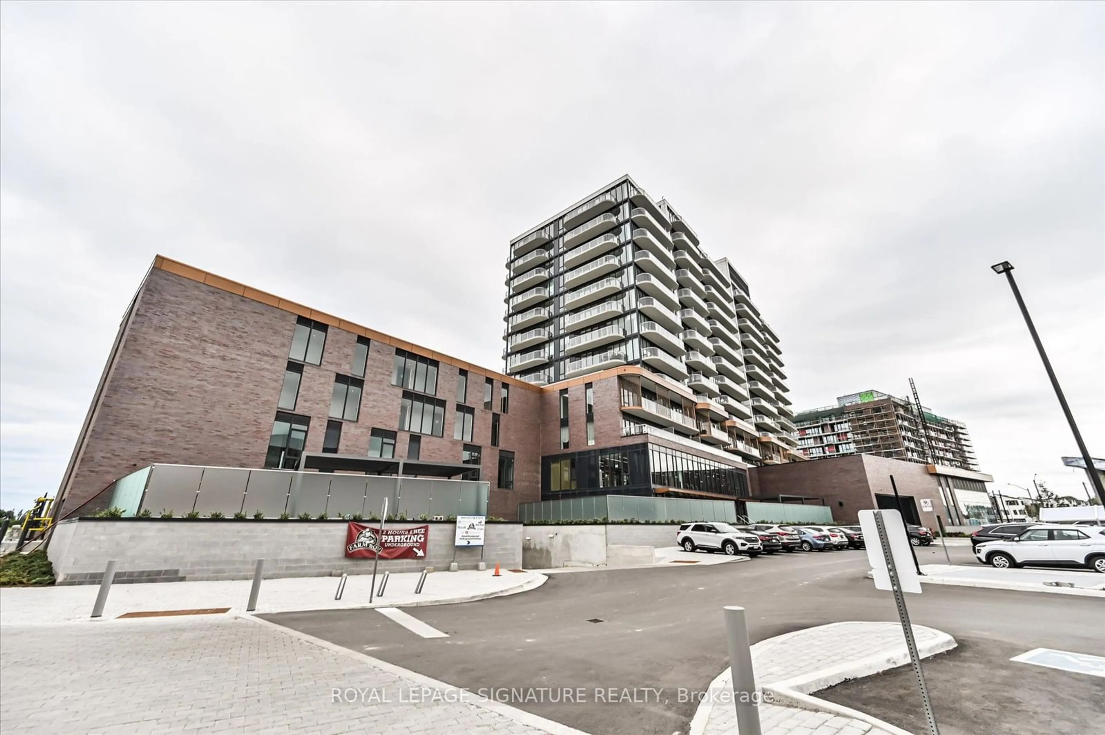 Unknown for 220 Missinnihe Way #LPH1304, Mississauga Ontario L5H 0A9