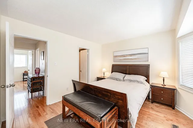 Additional property image - 102 Glenashton Dr