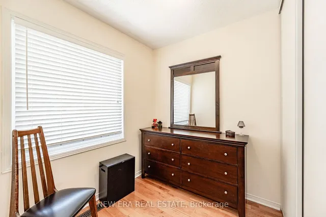 Additional property image - 102 Glenashton Dr