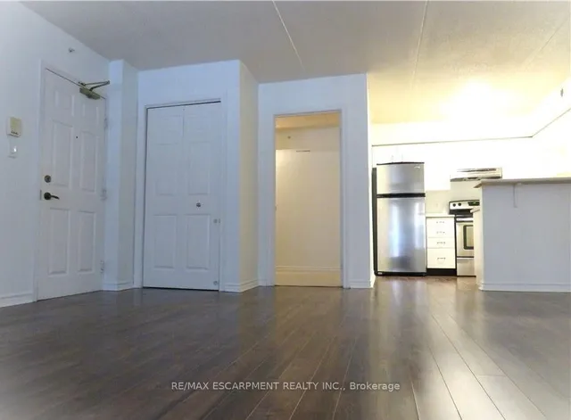 Additional property image - 4015 Kilmer Dr Unit 208