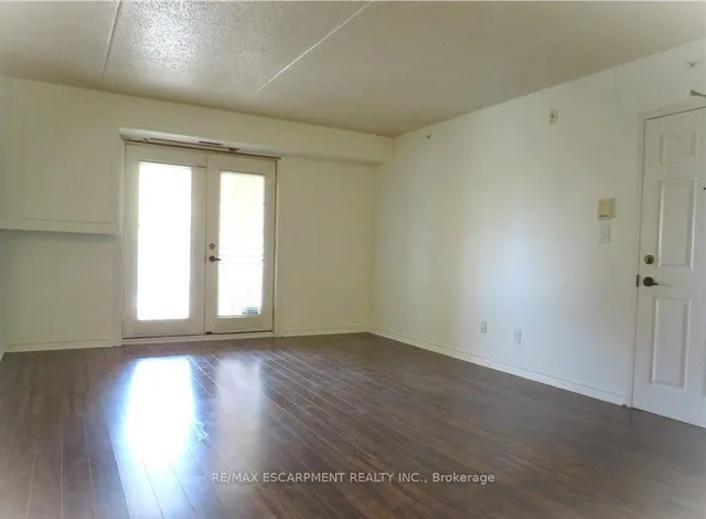 Additional property image - 4015 Kilmer Dr Unit 208