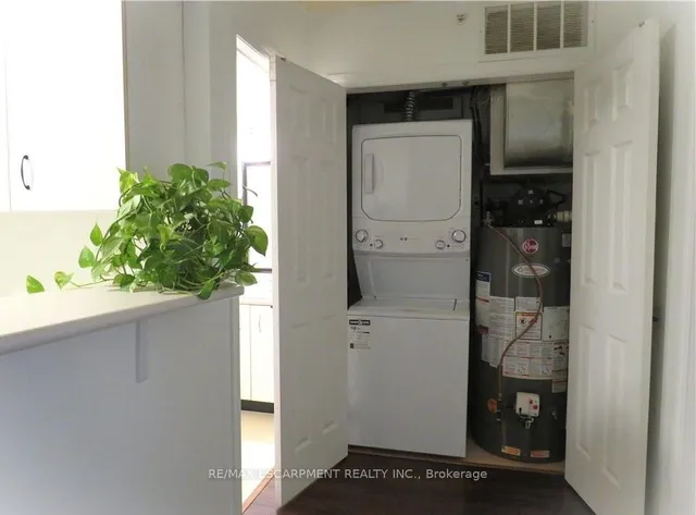 Additional property image - 4015 Kilmer Dr Unit 208