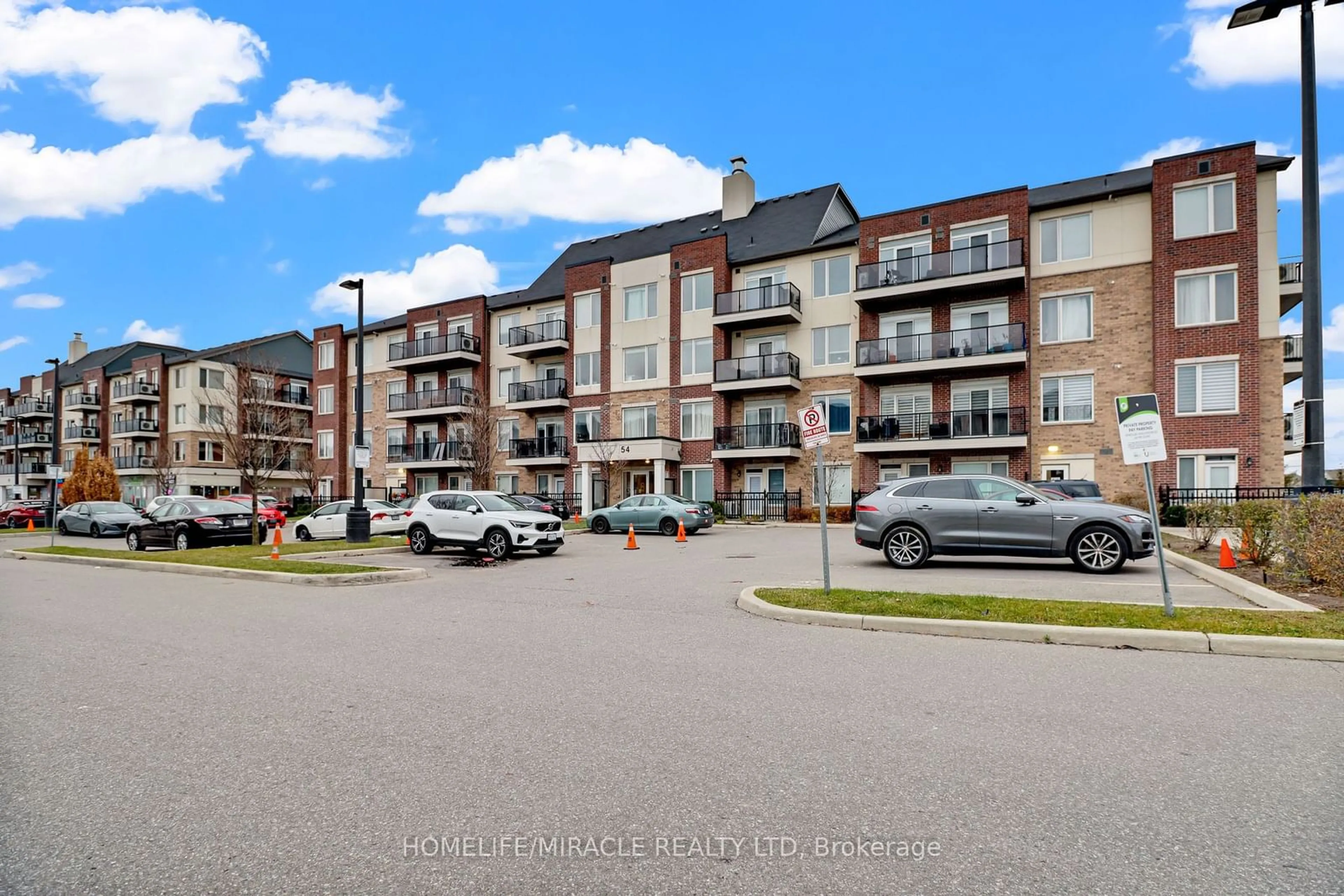 A pic from outside/outdoor area/front of a property/back of a property/a pic from drone, unknown for 54 Sky Harbour Dr #208, Brampton Ontario L6Y 6B9