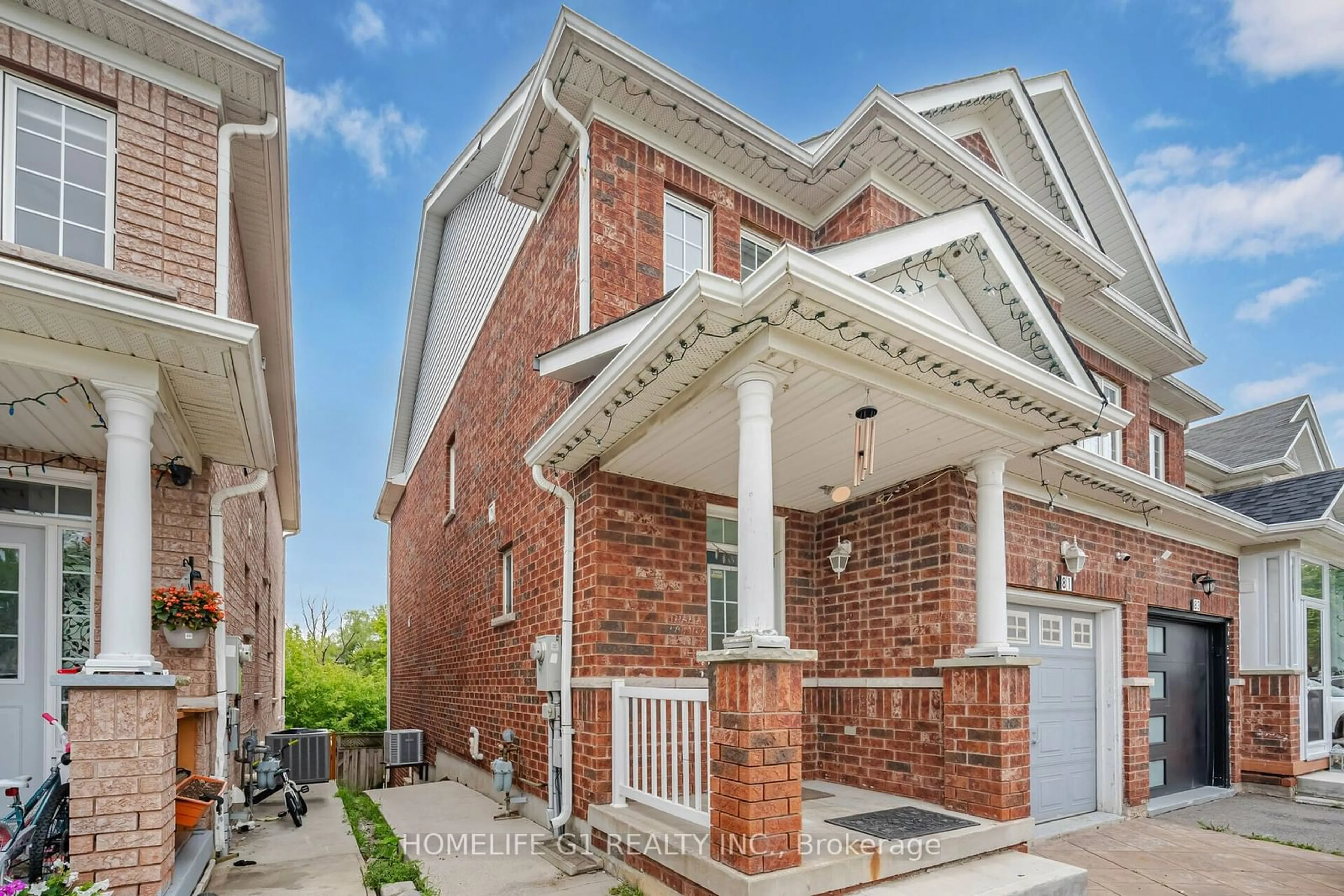 Home with brick exterior material, street for 81 Eastview Gate, Brampton Ontario L6P 2G7