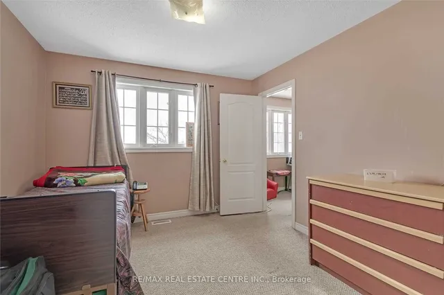 Additional image 8 of 21 Sprucelands Ave