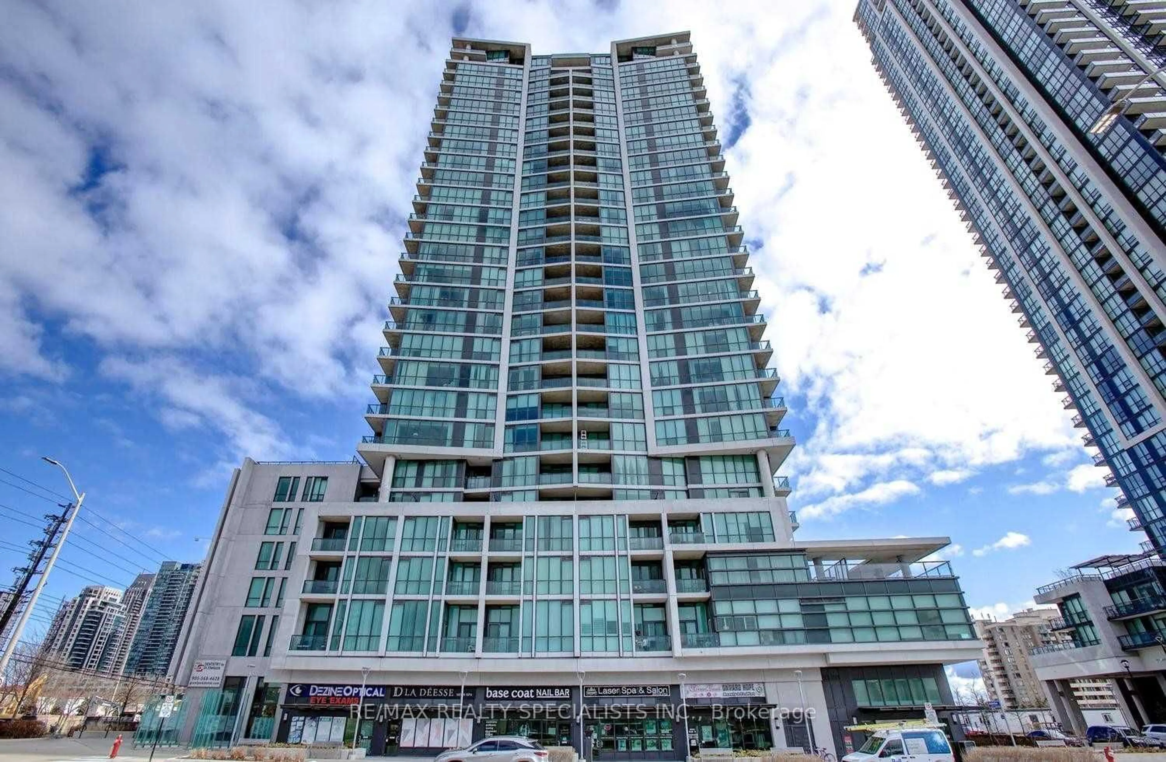 Indoor foyer for 3985 Grand Park Dr #507, Mississauga Ontario L5B 0K4