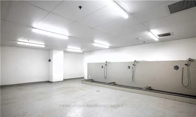 Primary image of 2087 Fairview St Unit 903