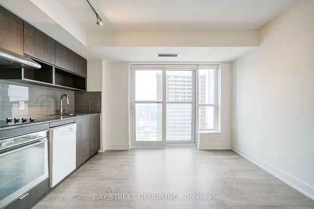 Additional property image - 7 Mabelle Ave Unit 2703