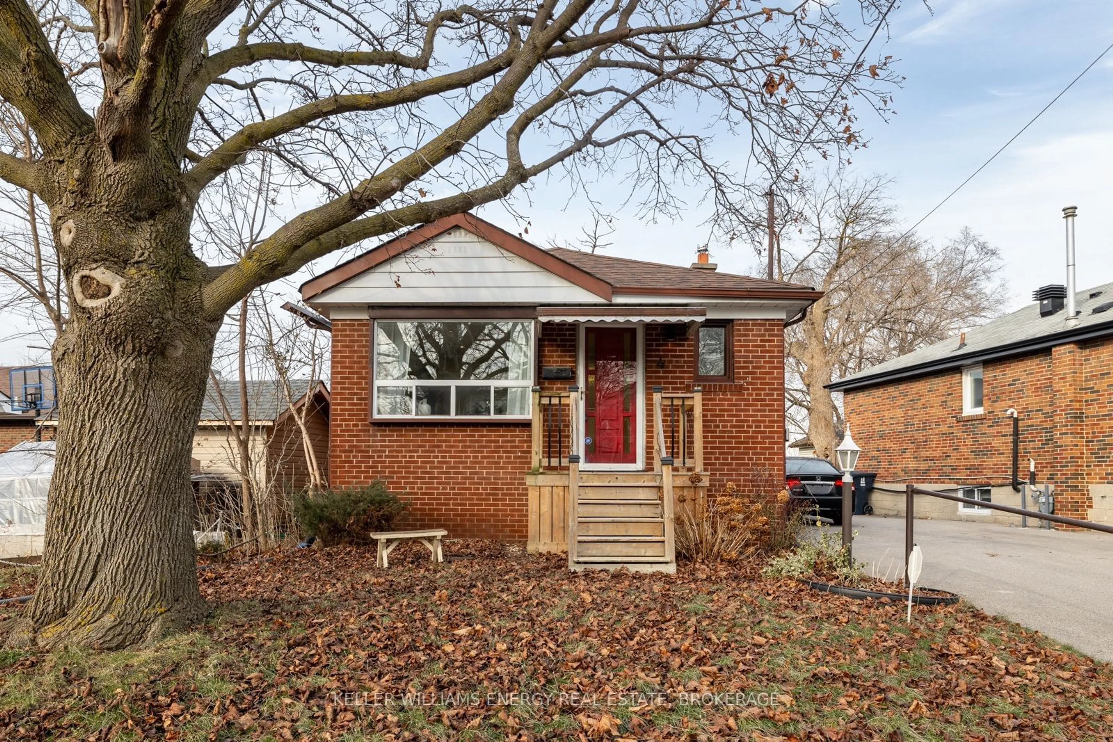 Home with brick exterior material, street for 4 Windal Ave, Toronto Ontario M9N 2C3