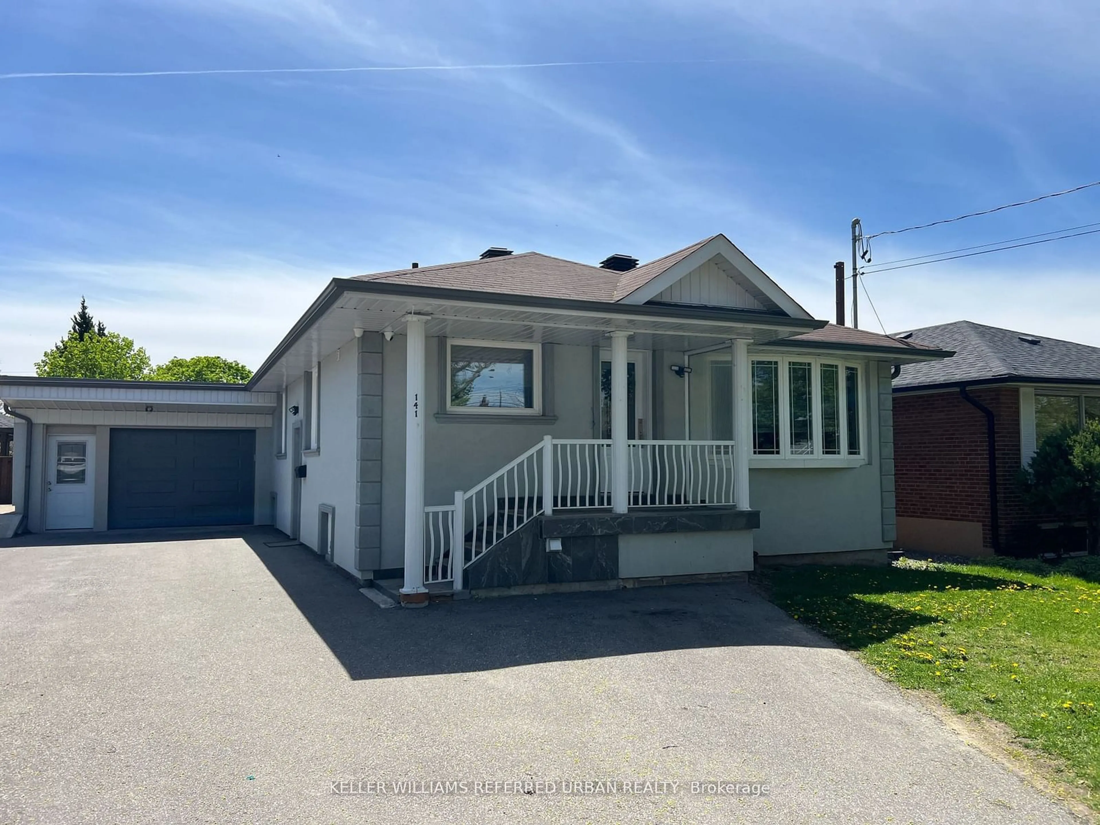 A pic from outside/outdoor area/front of a property/back of a property/a pic from drone, street for 141 Gracefield Ave, Toronto Ontario M6L 1L4