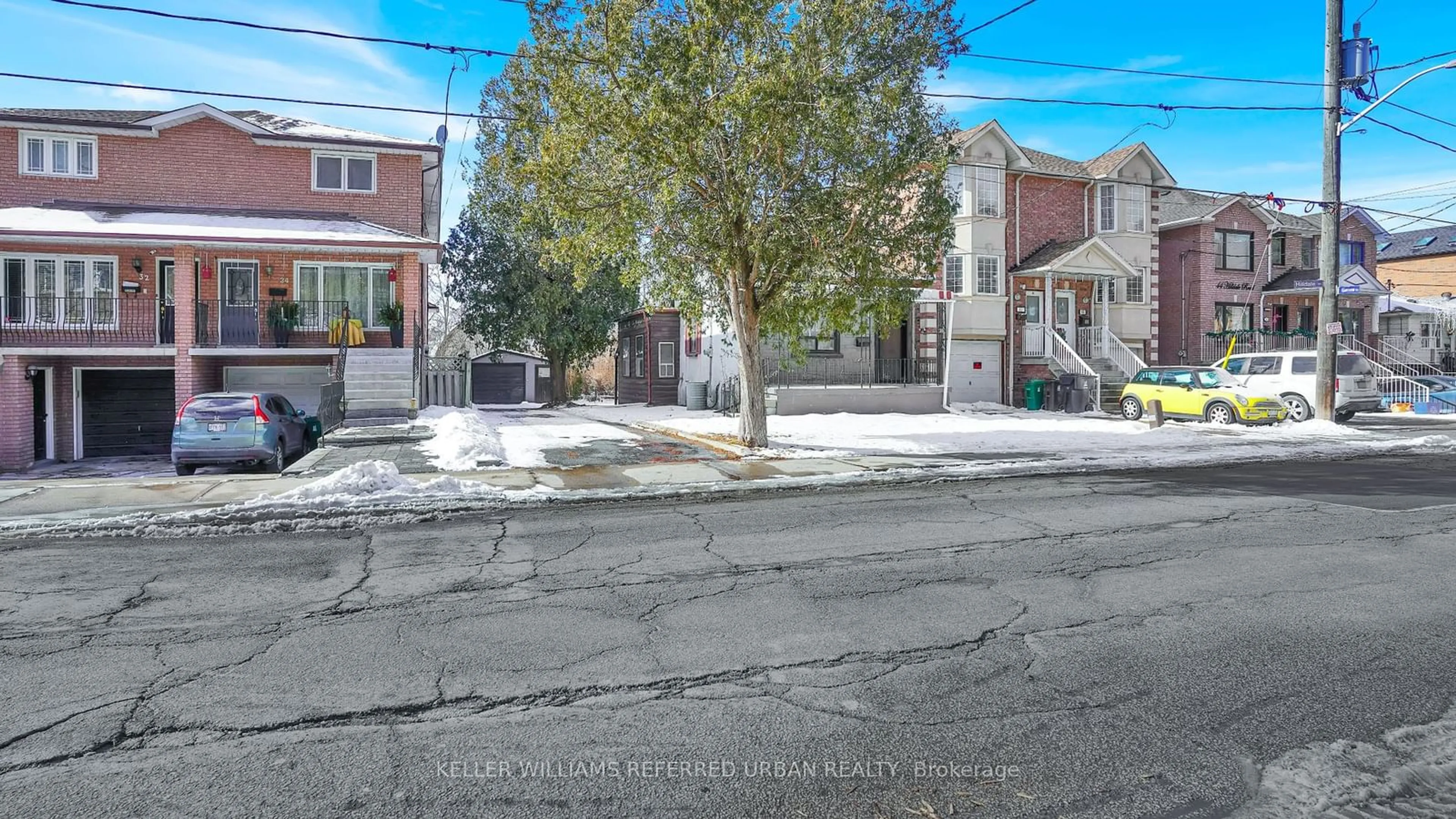 A pic from outside/outdoor area/front of a property/back of a property/a pic from drone, street for 38 Hilldale Rd, Toronto Ontario M6N 3Y2