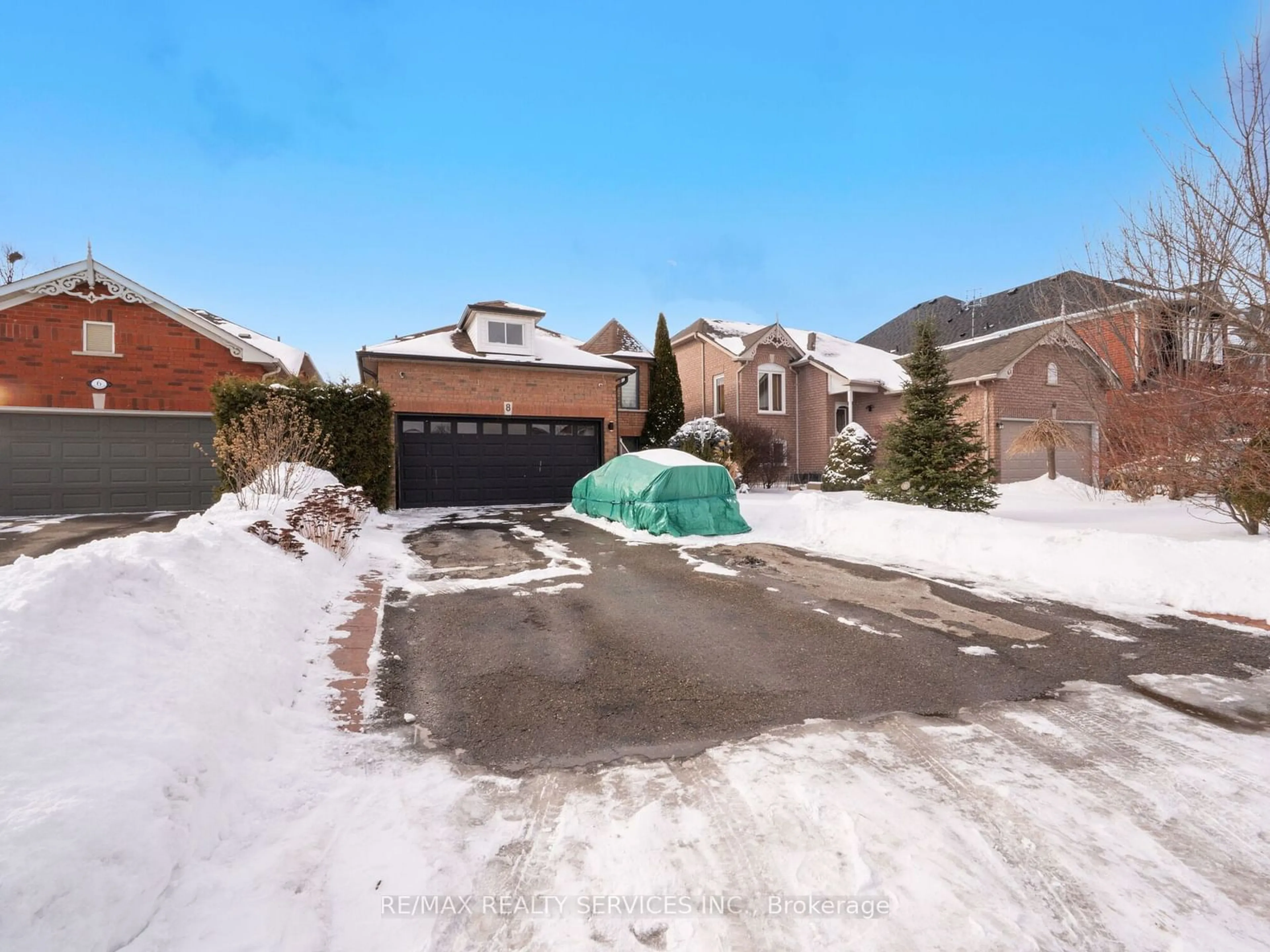 Unknown for 8 Bradwick Crt, Caledon Ontario L7C 1B6