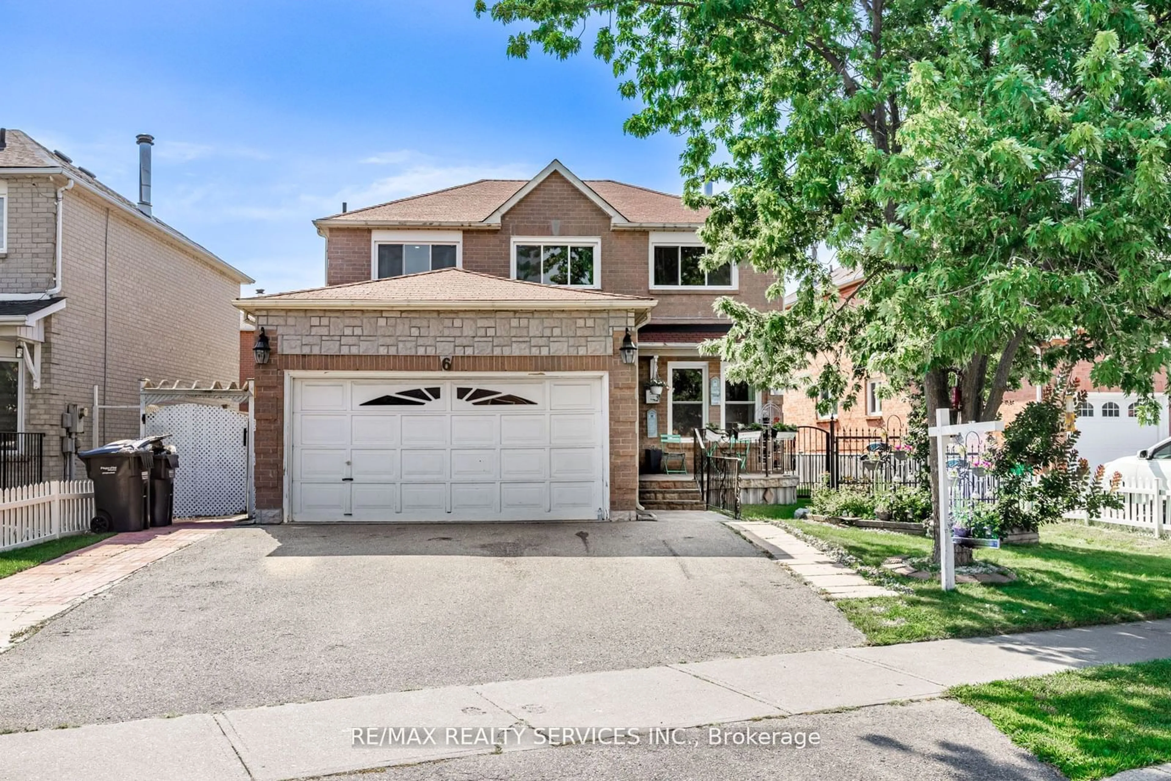 Home with brick exterior material, street for 6 Songsparrow Dr, Brampton Ontario L6Y 4A2