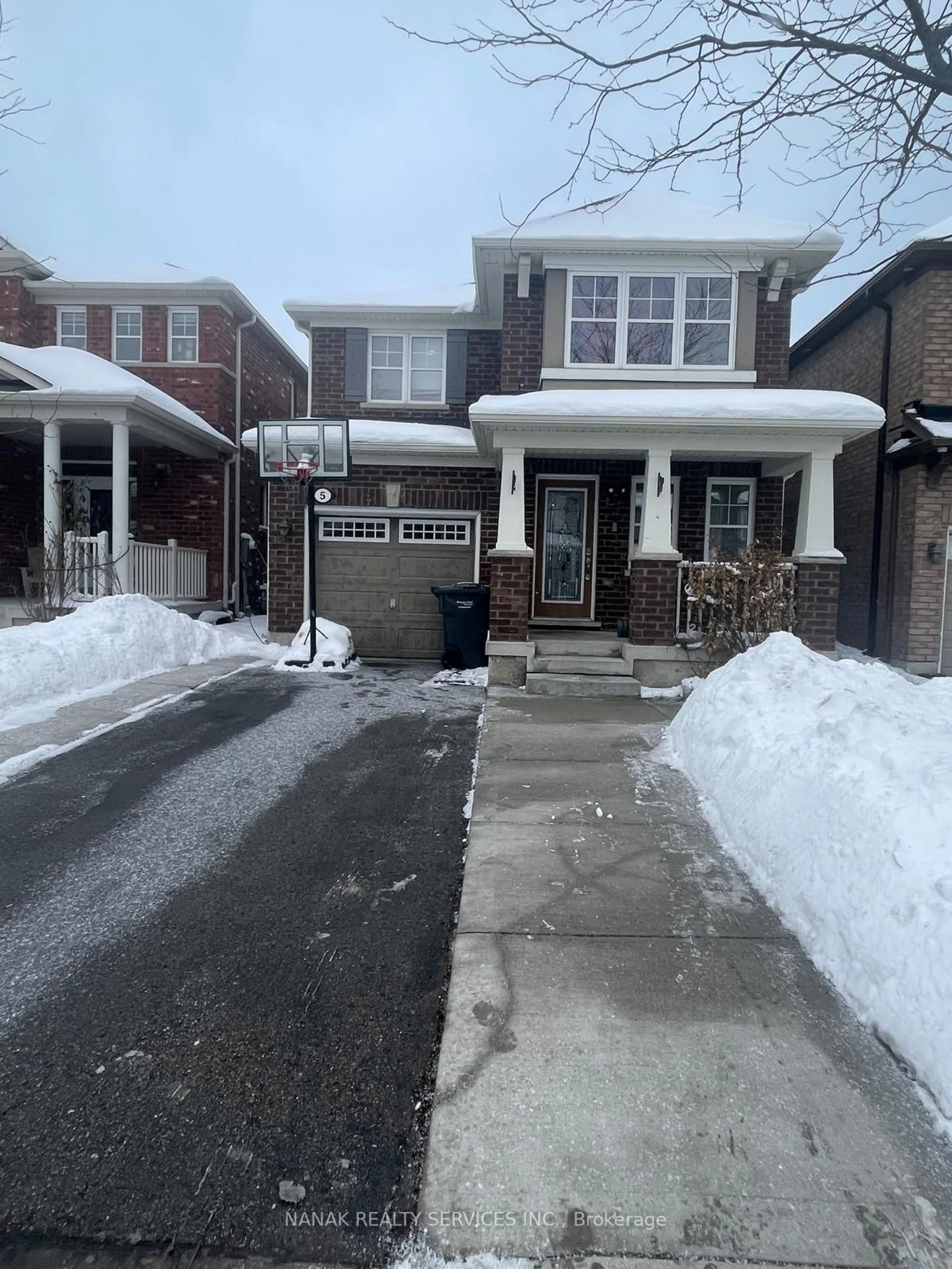 Home with brick exterior material, street for 5 Locomotive Cres, Brampton Ontario L7A 0T7