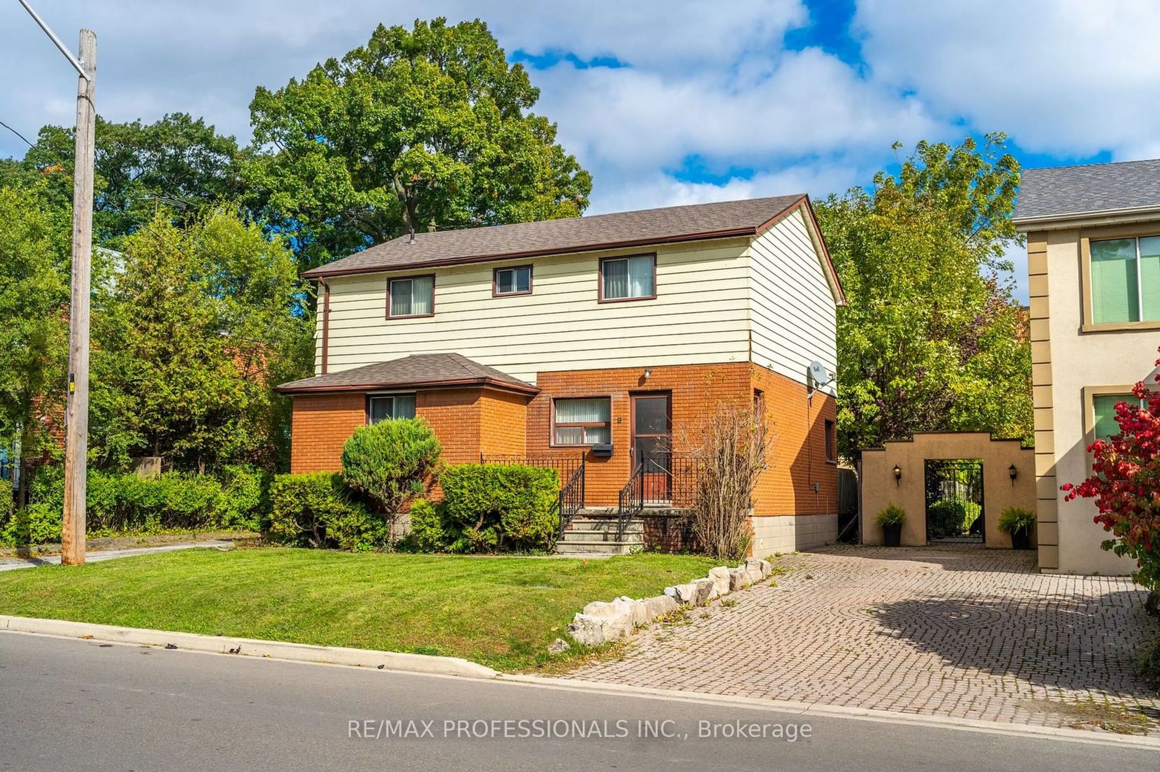 Home with brick exterior material, street for 9 Thirty Sixth St, Toronto Ontario M8W 3K8