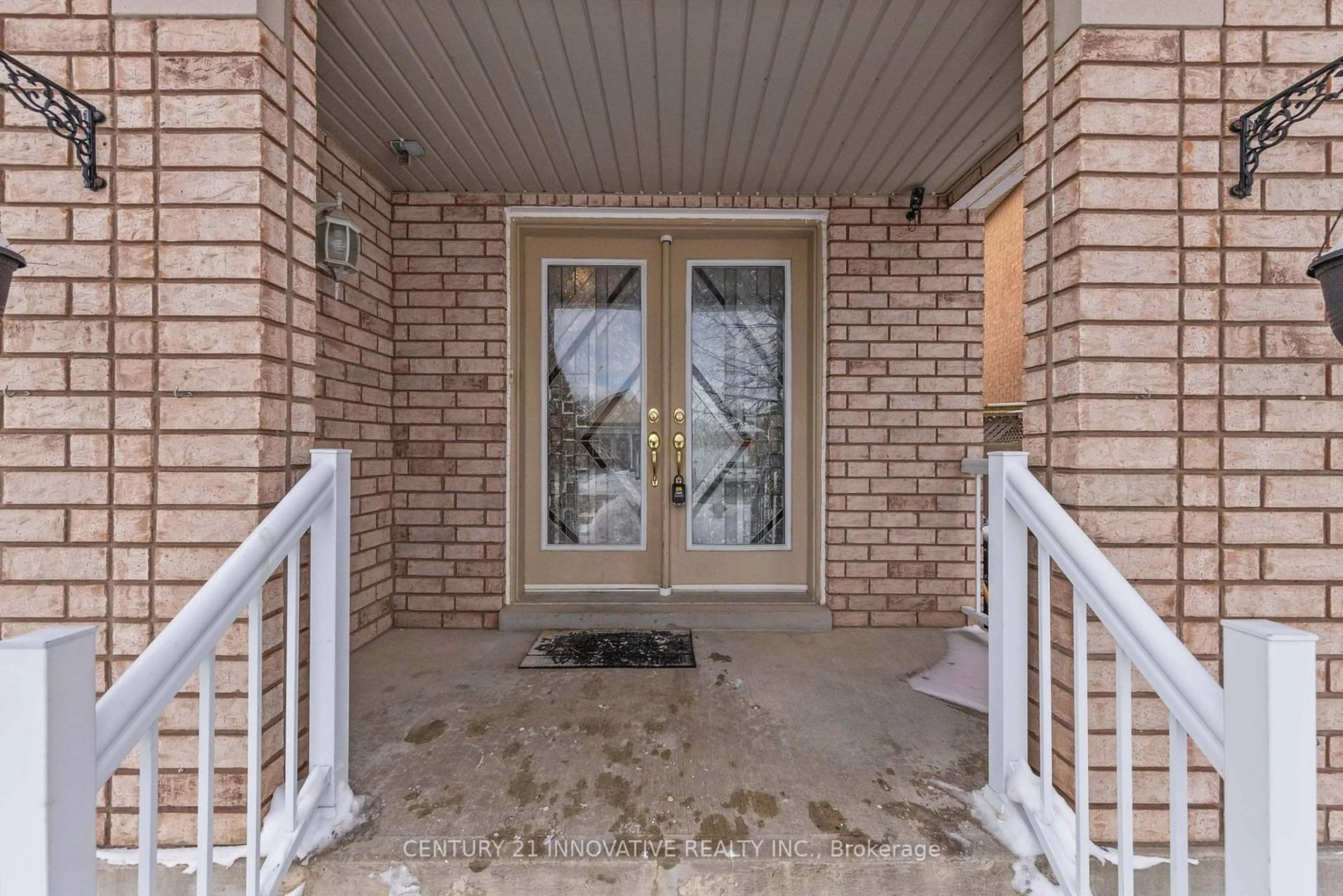 Indoor entryway for 36 Echoridge Dr, Brampton Ontario L7A 3K8