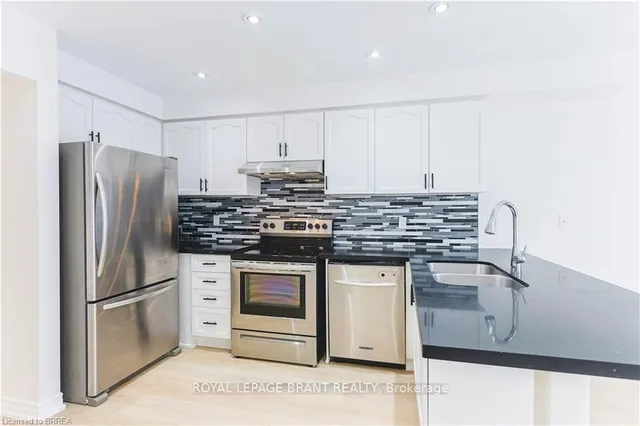 Additional property image - 2871 DARIEN Rd Unit 38