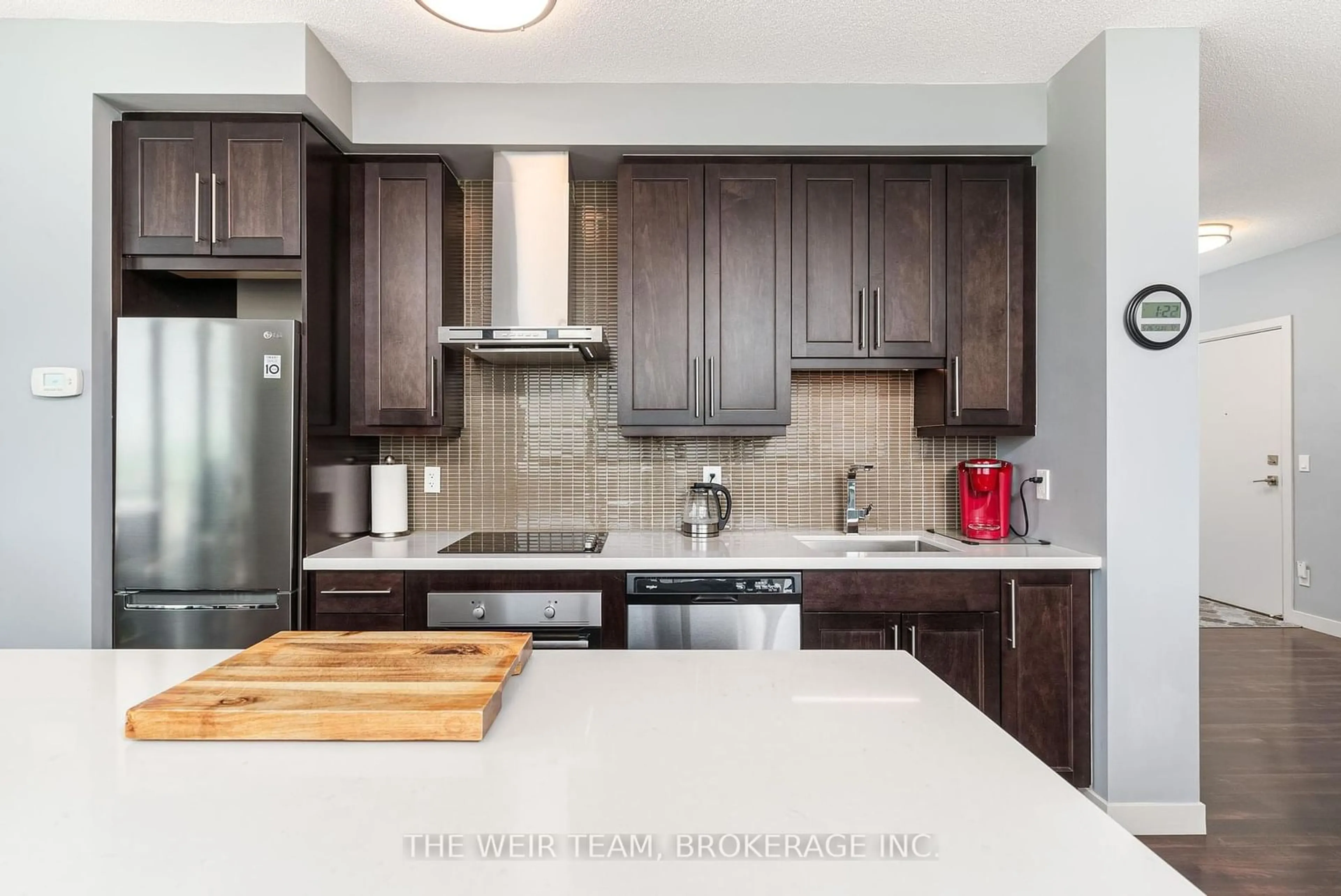 Contemporary kitchen, ceramic/tile floor for 2081 Fairview St #1201, Burlington Ontario L7R 0E5