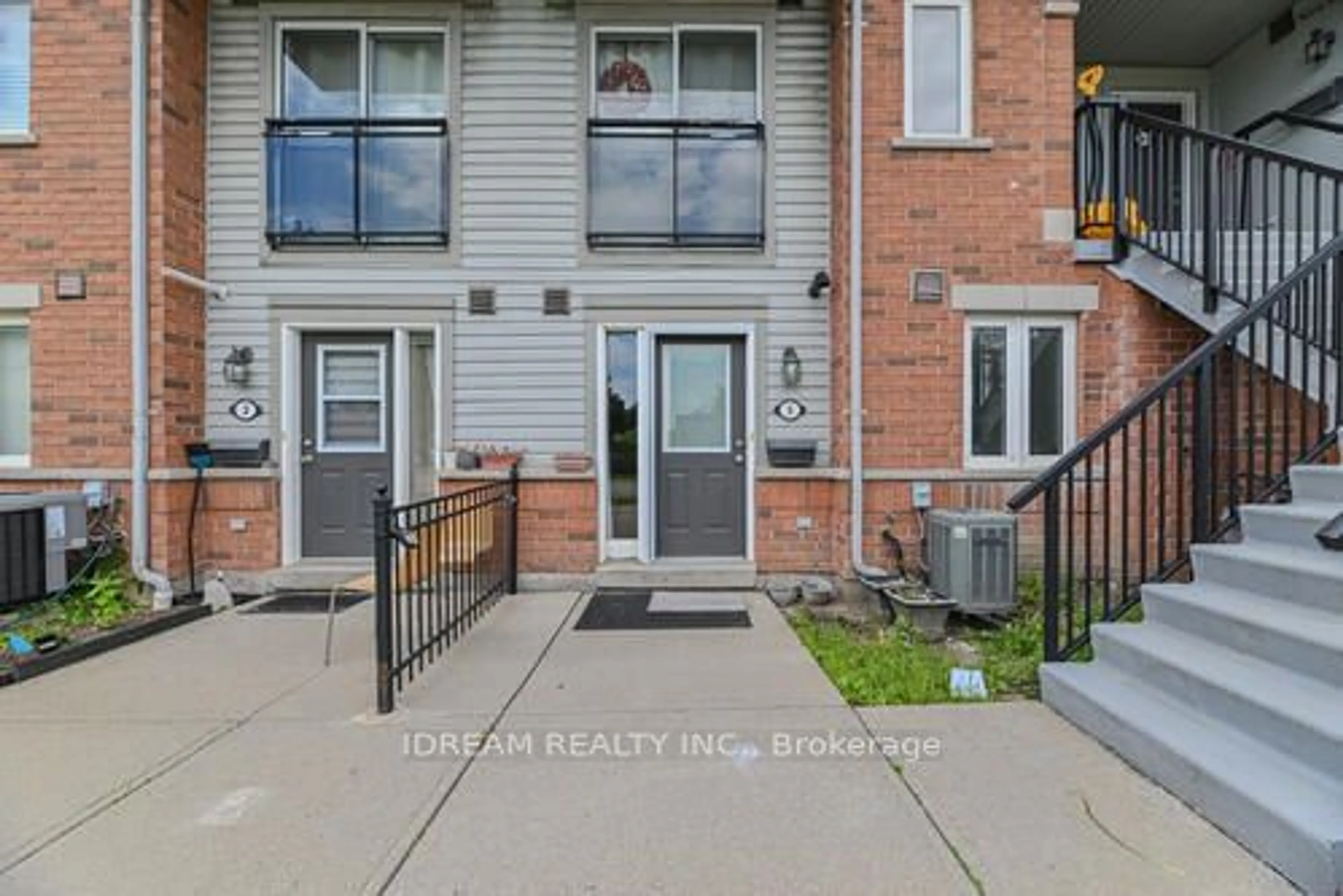 Unknown for 4620 Guildwood Way #5, Mississauga Ontario L5R 4H5