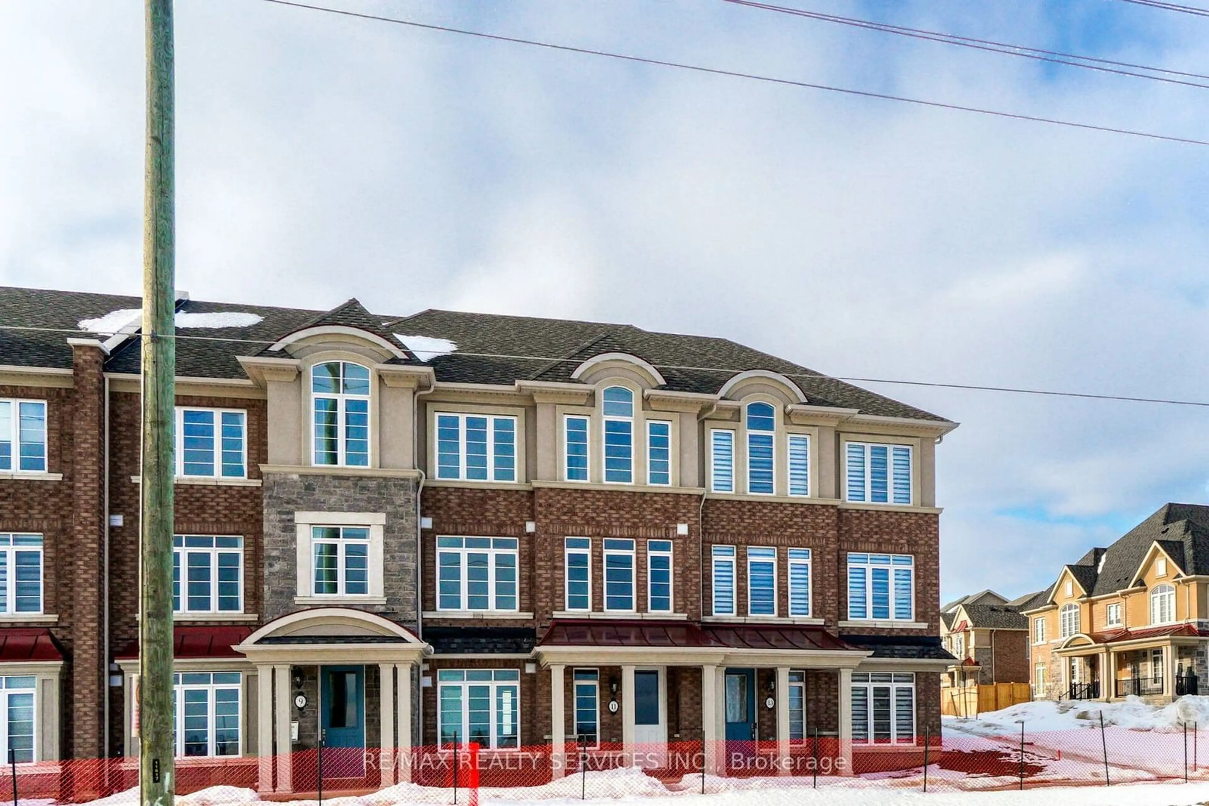 Home with brick exterior material, building for 11 Burnhamthorpe Rd, Oakville Ontario L6H 3P9