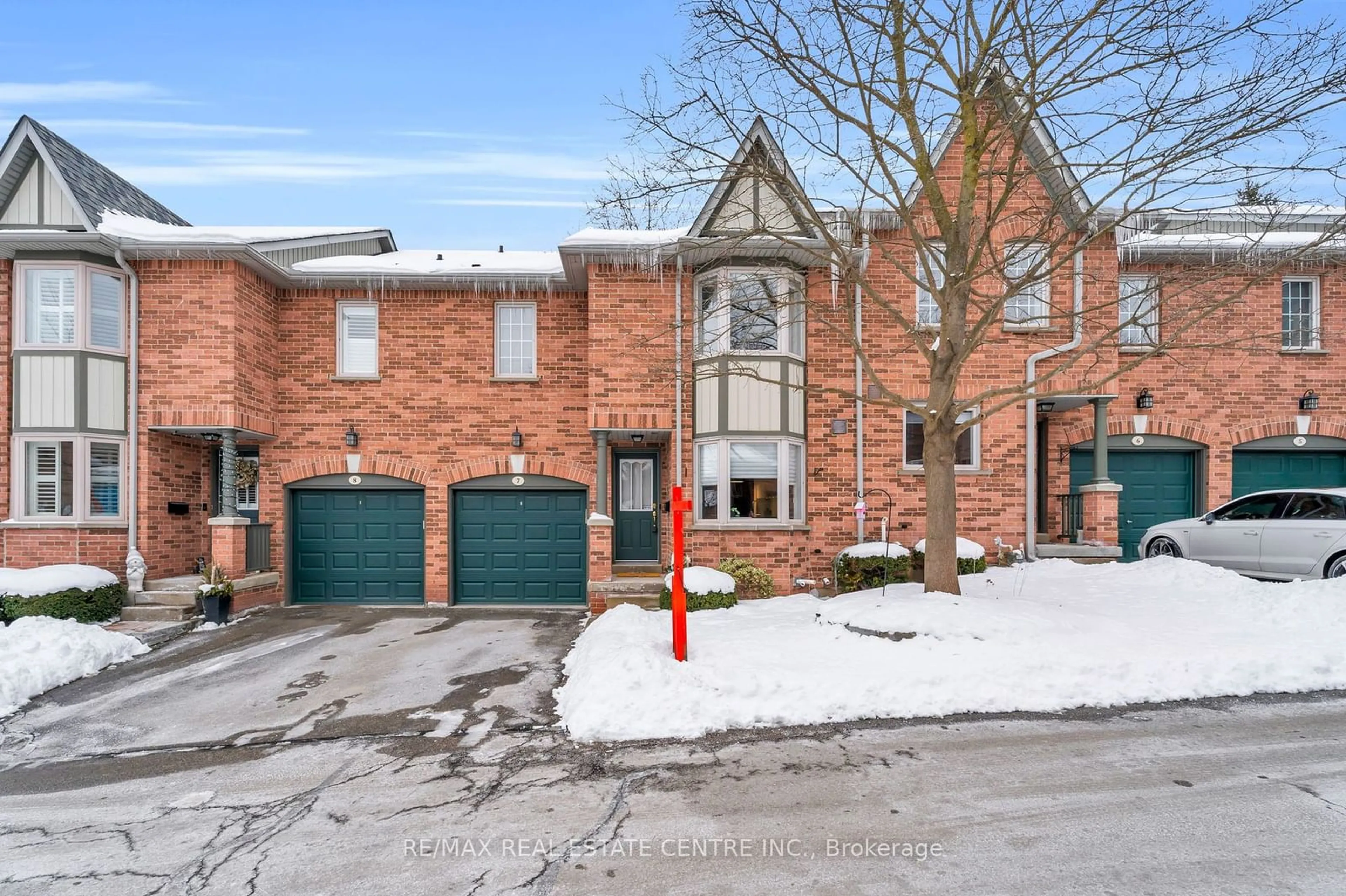 Home with brick exterior material, street for 76 River Dr #7, Halton Hills Ontario L7G 2J2