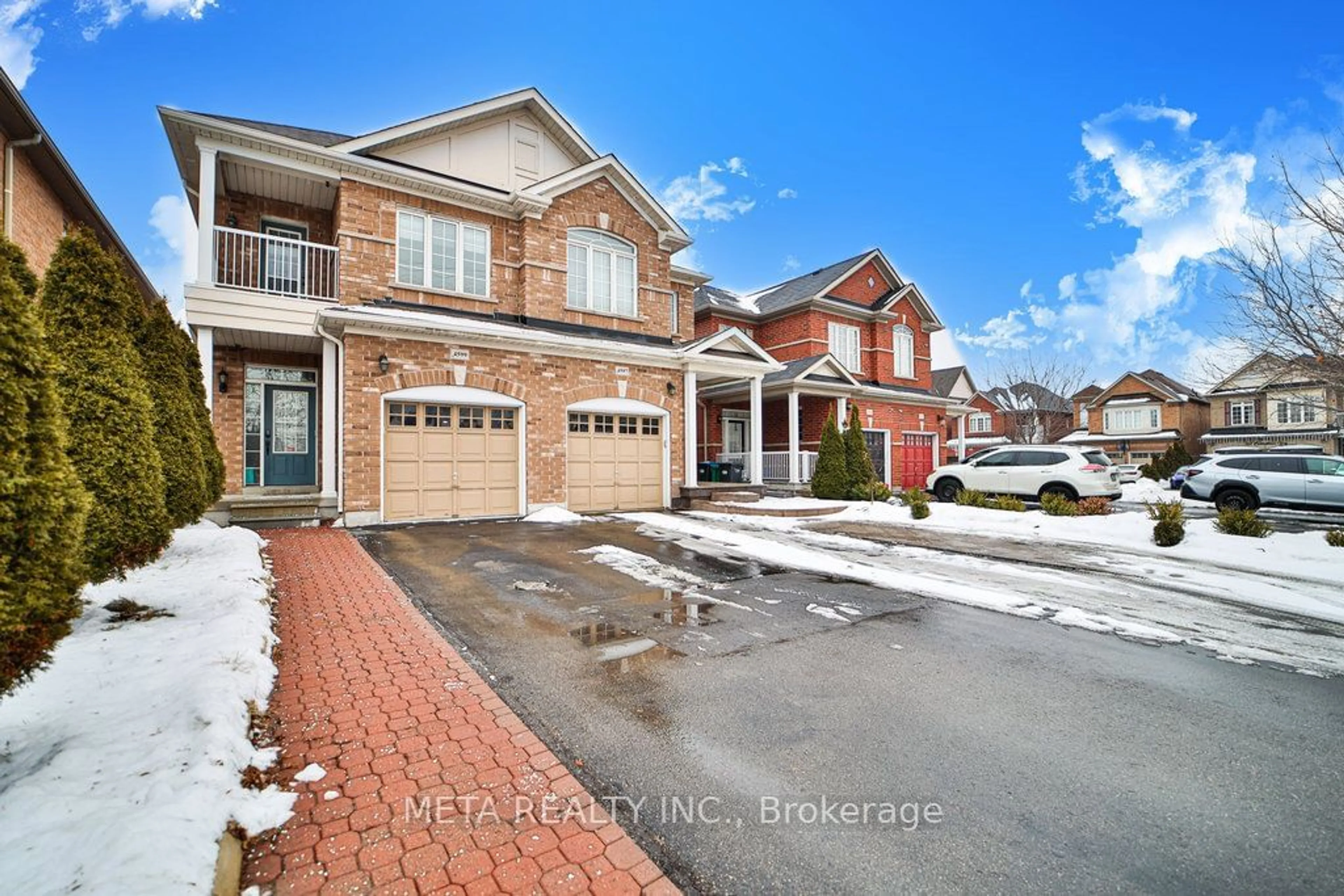 Home with brick exterior material, street for 4597 Centretown Way, Mississauga Ontario L5R 0E2