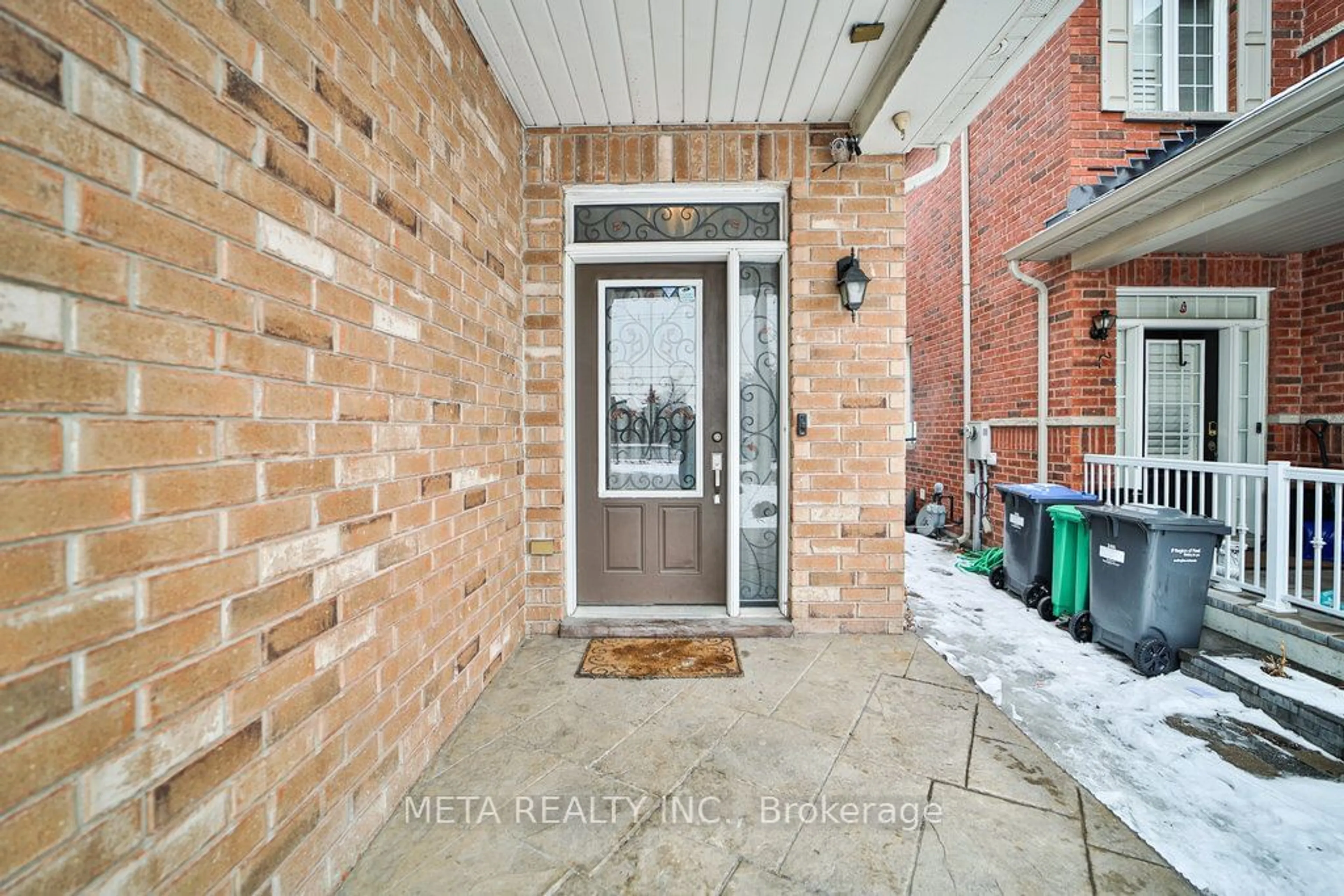 Indoor entryway for 4597 Centretown Way, Mississauga Ontario L5R 0E2