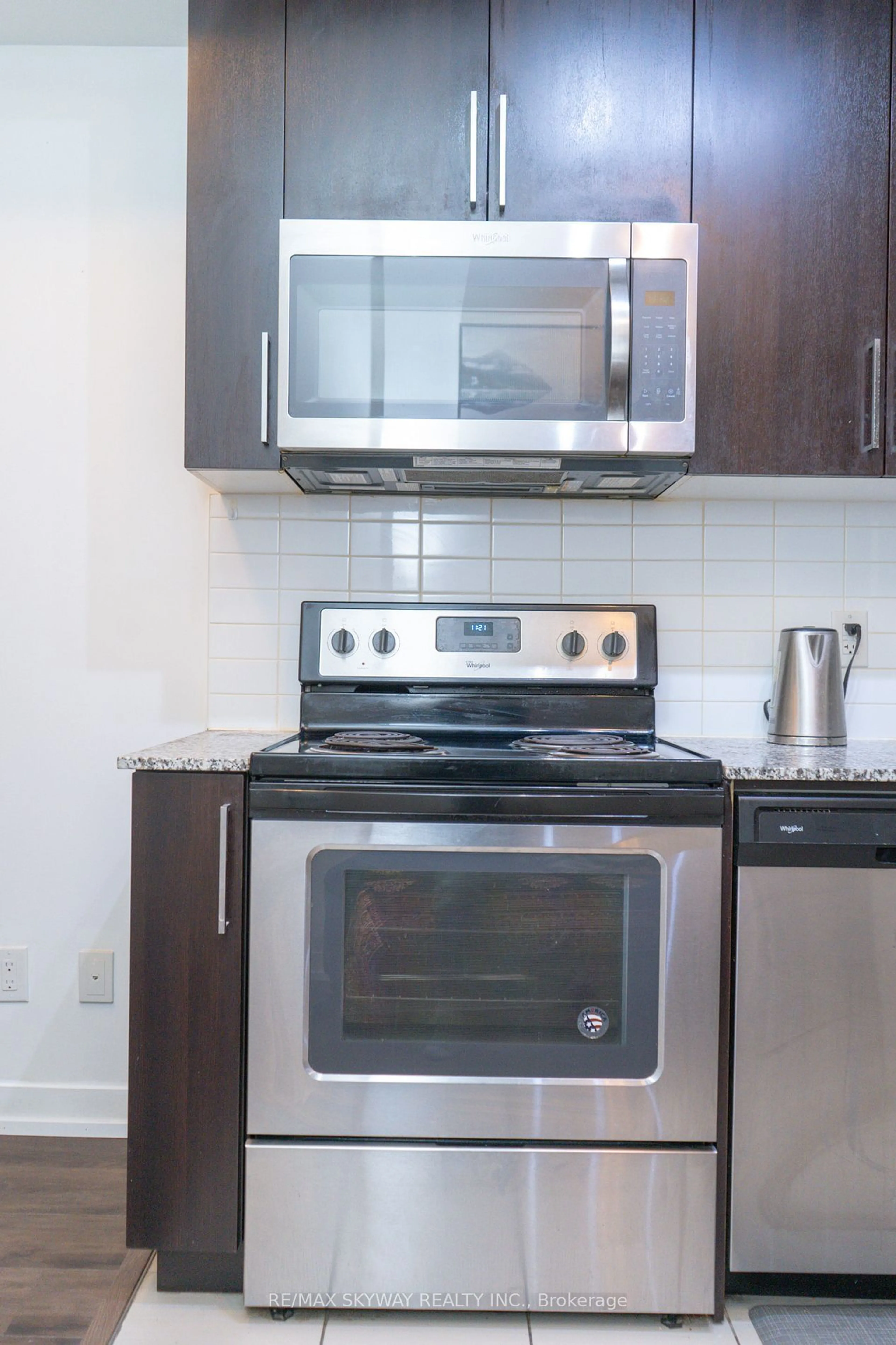 Standard kitchen, unknown for 840 Queens Plate Dr #912, Toronto Ontario M9W 7J9