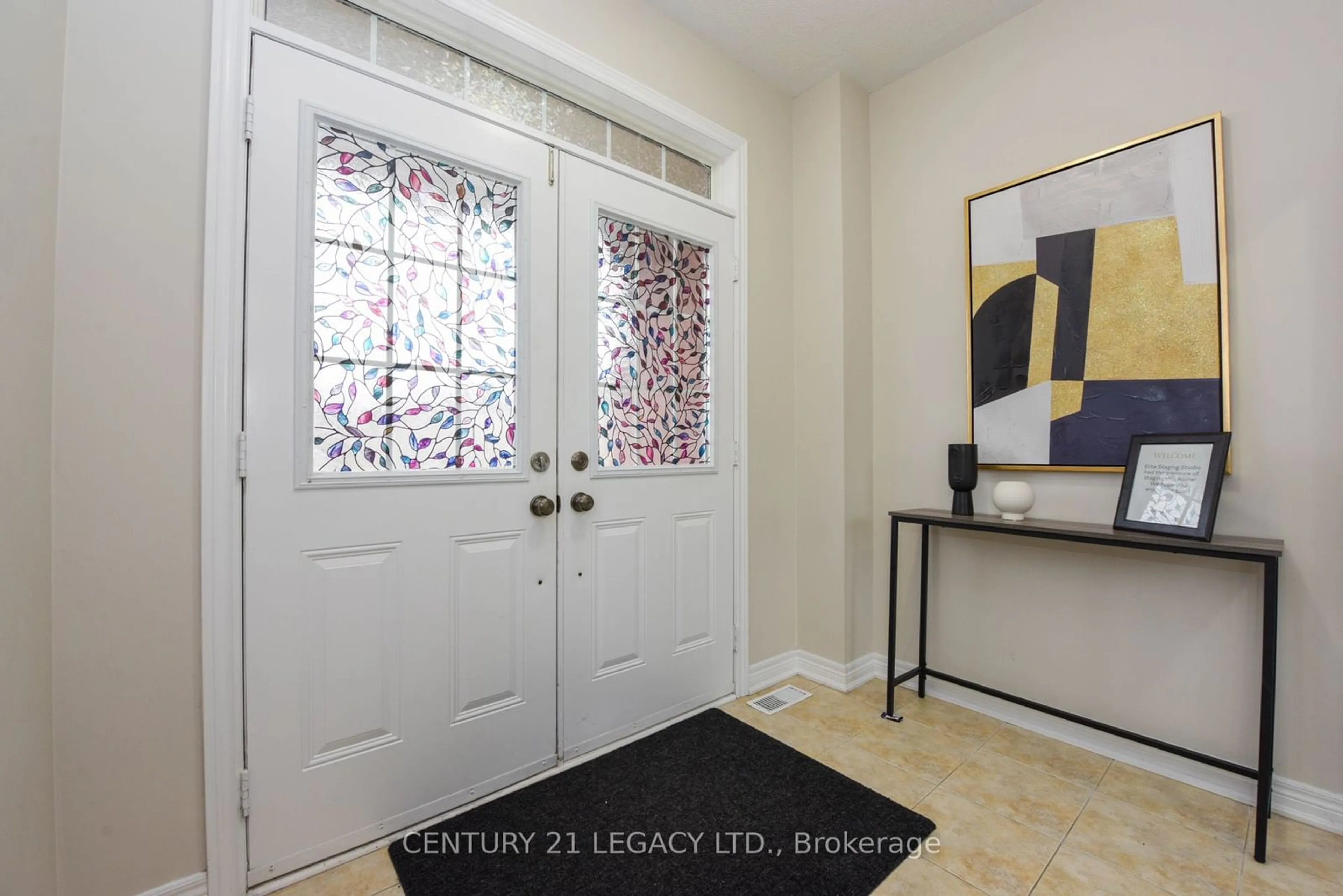 Indoor entryway for 13 Seedland Cres, Brampton Ontario L6R 0Z6