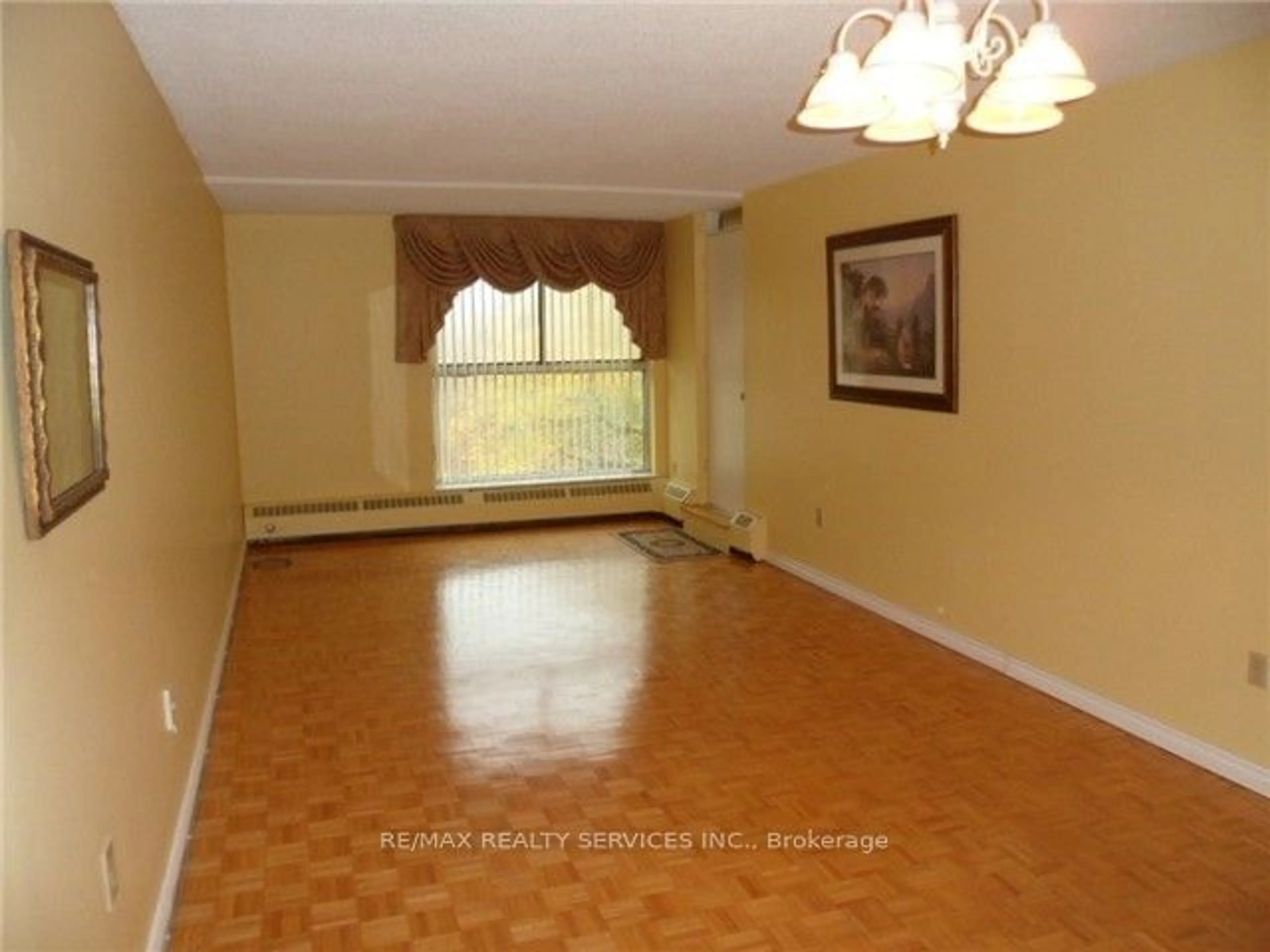 A pic of a room for 4689 Jane St #409, Toronto Ontario M3N 2T6