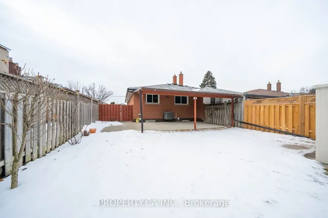 Additional property image - 1666 Coram Cres