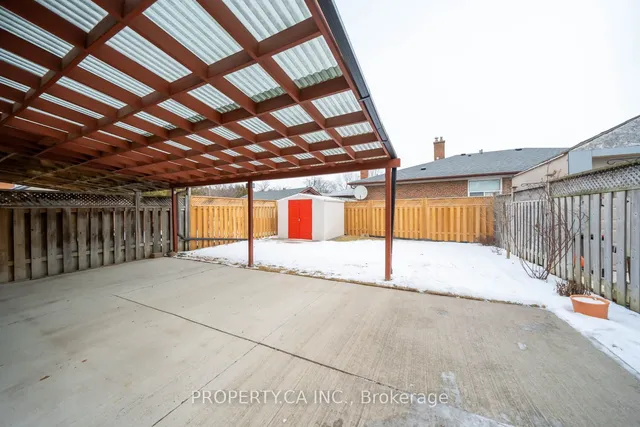 Additional property image - 1666 Coram Cres