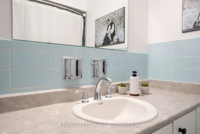 Additional property image - 1666 Coram Cres