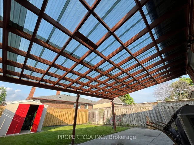 Additional property image - 1666 Coram Cres