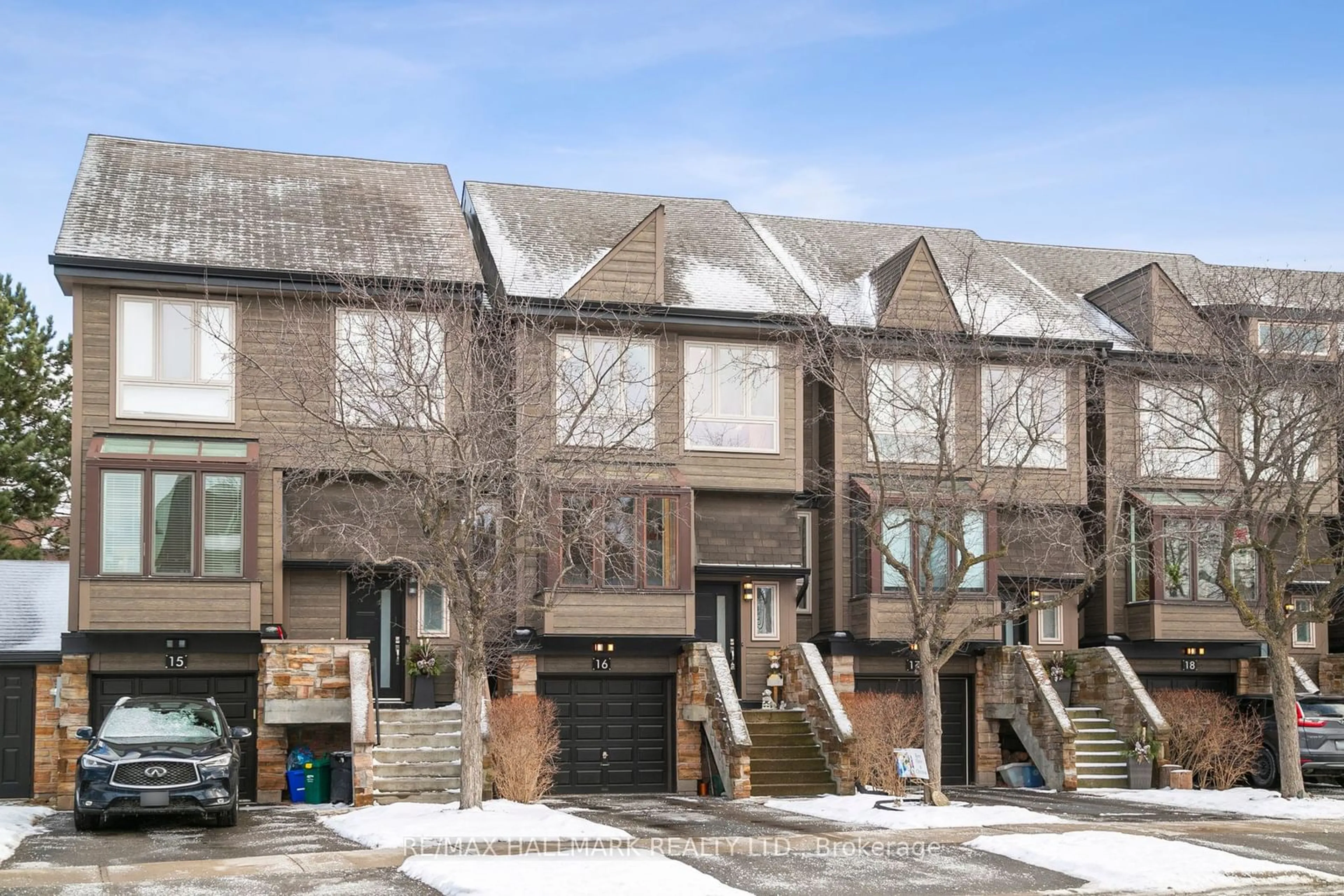 Unknown for 1120 Queens Ave #16, Oakville Ontario L6H 2B5