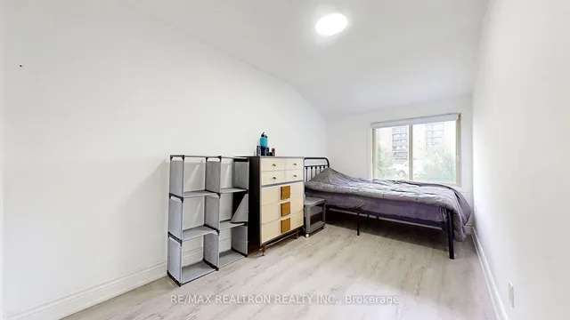 Additional property image - 1894 Kirkwall Cres Unit 20