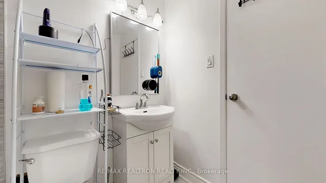 Additional property image - 1894 Kirkwall Cres Unit 20