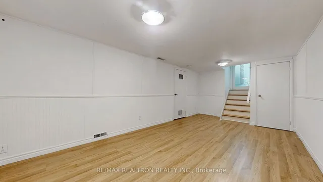 Additional property image - 1894 Kirkwall Cres Unit 20