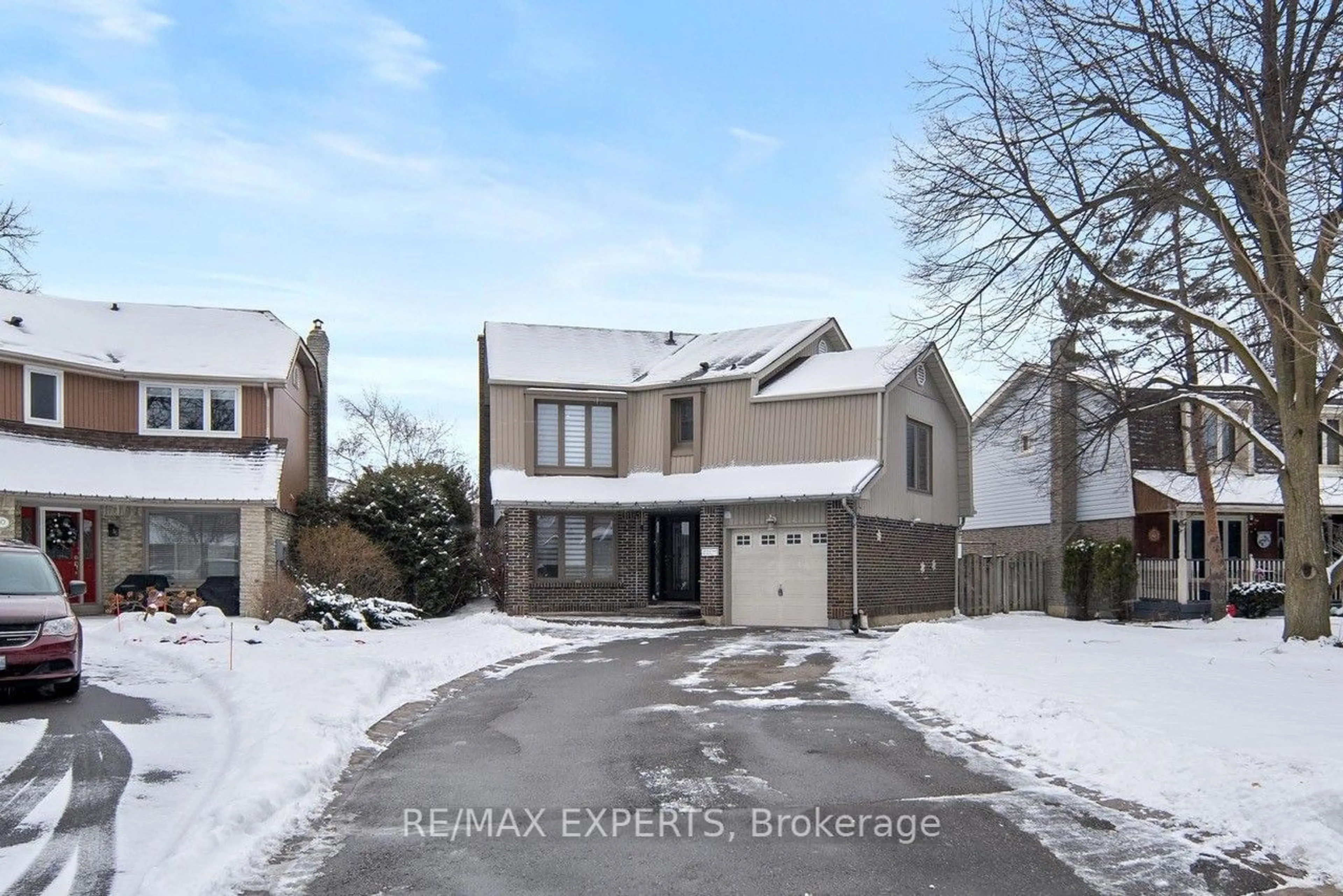 Unknown for 42 Montcalm Pl, Brampton Ontario L6S 2X6