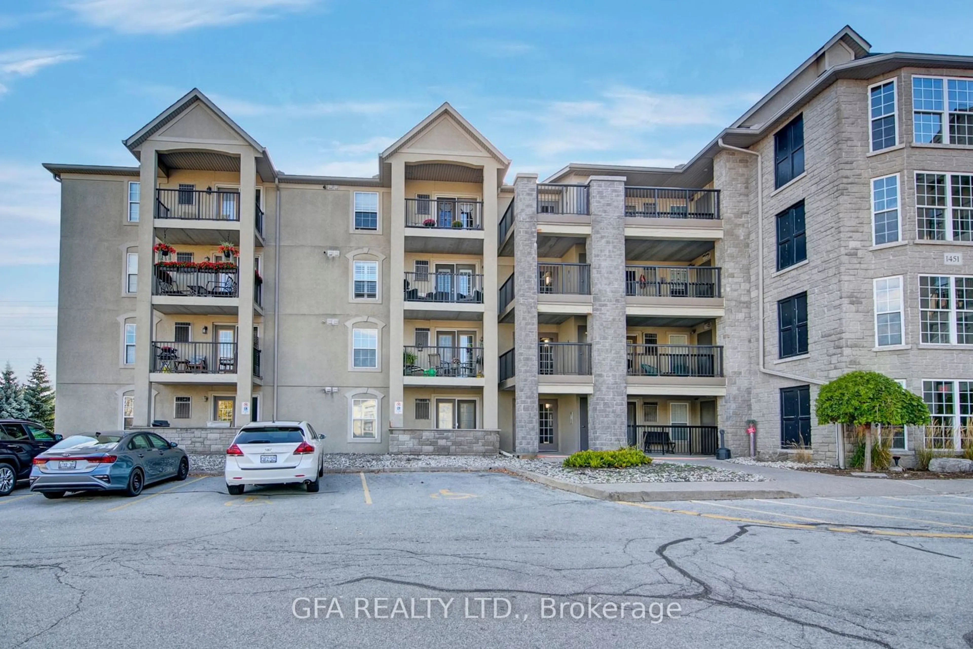 A pic from outside/outdoor area/front of a property/back of a property/a pic from drone, unknown for 1451 Walkers Line #201, Burlington Ontario L7M 4P1