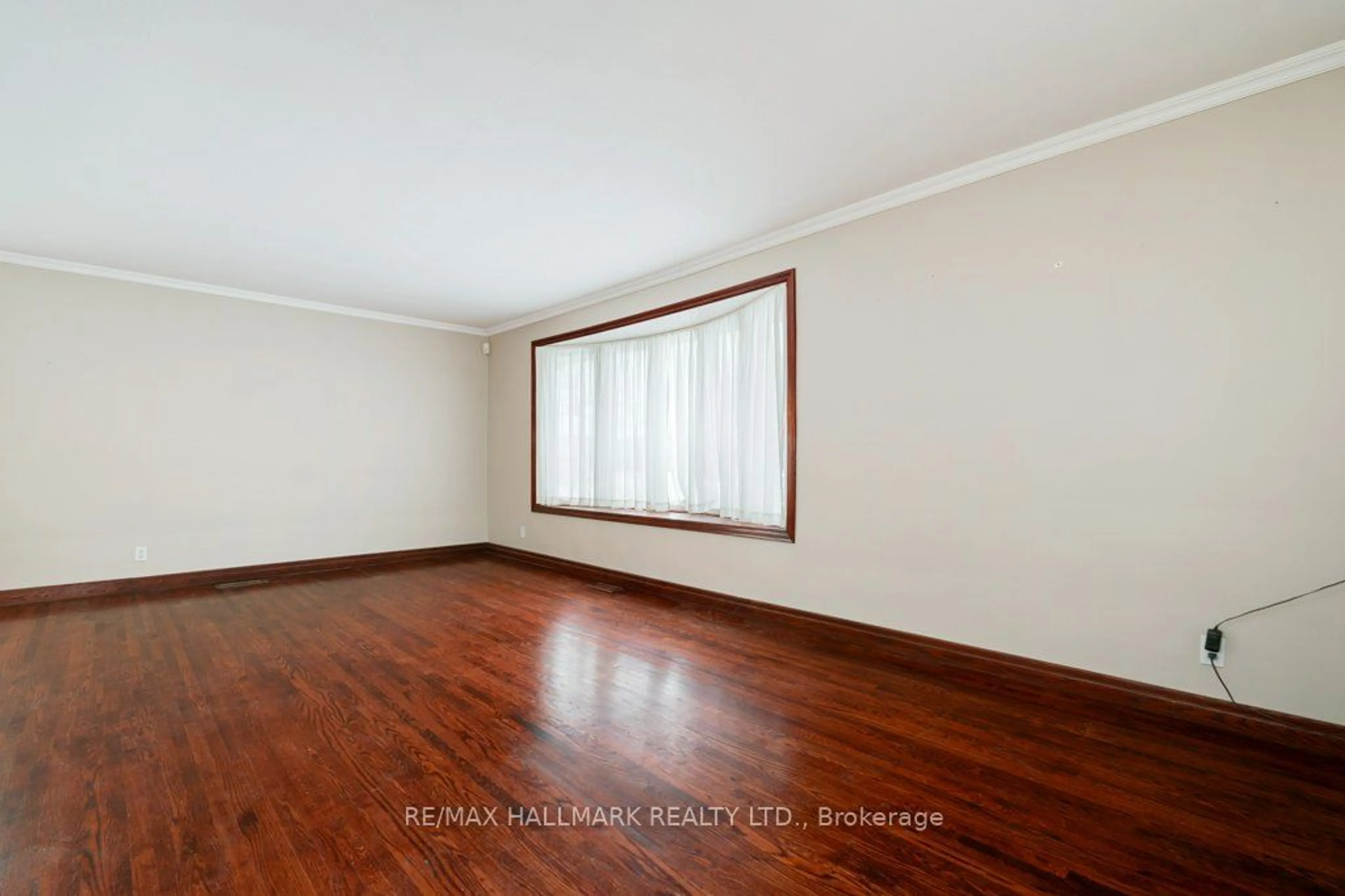 A pic of a room for 1 Marblehead Rd, Toronto Ontario M9R 3B1