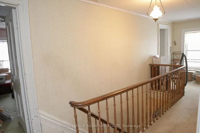 Additional property image - 6115 Eighth Line