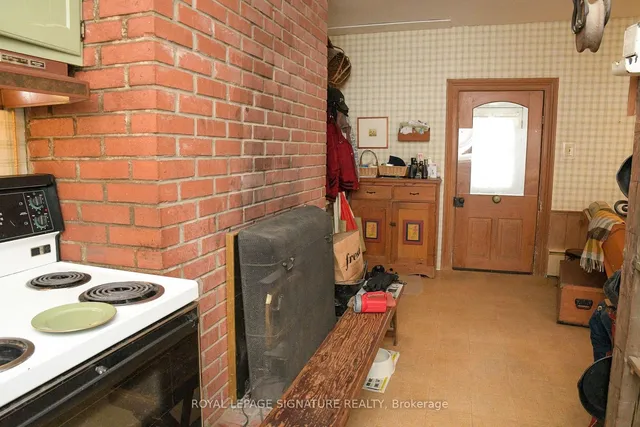 Additional property image - 6115 Eighth Line
